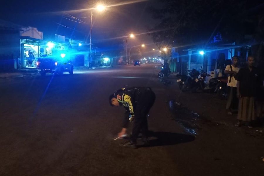Lawan Arus di Sooko Mojokerto, Pemotor Vario Tewas