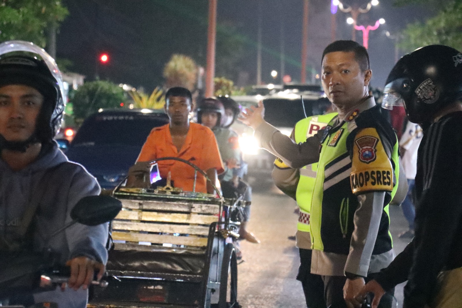 Antispasi Kemacetan di Kota Mojokerto Saat Ramadan, Petugas Gelar Patroli di Pusat Keramaian