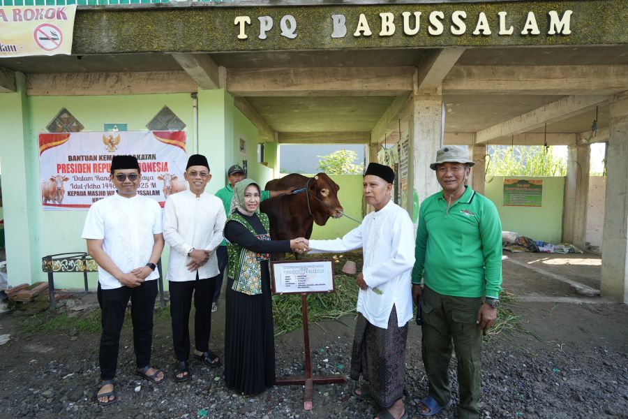 Pemkot Mojokerto Salurkan Hewan Kurban 11 Sapi dan 7 Kambing di Momen Iduladha 1446 H