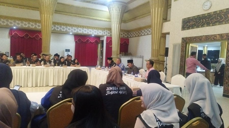 Bupati Jember Muhammad Fawait Beri Pengarahan Seluruh PPID