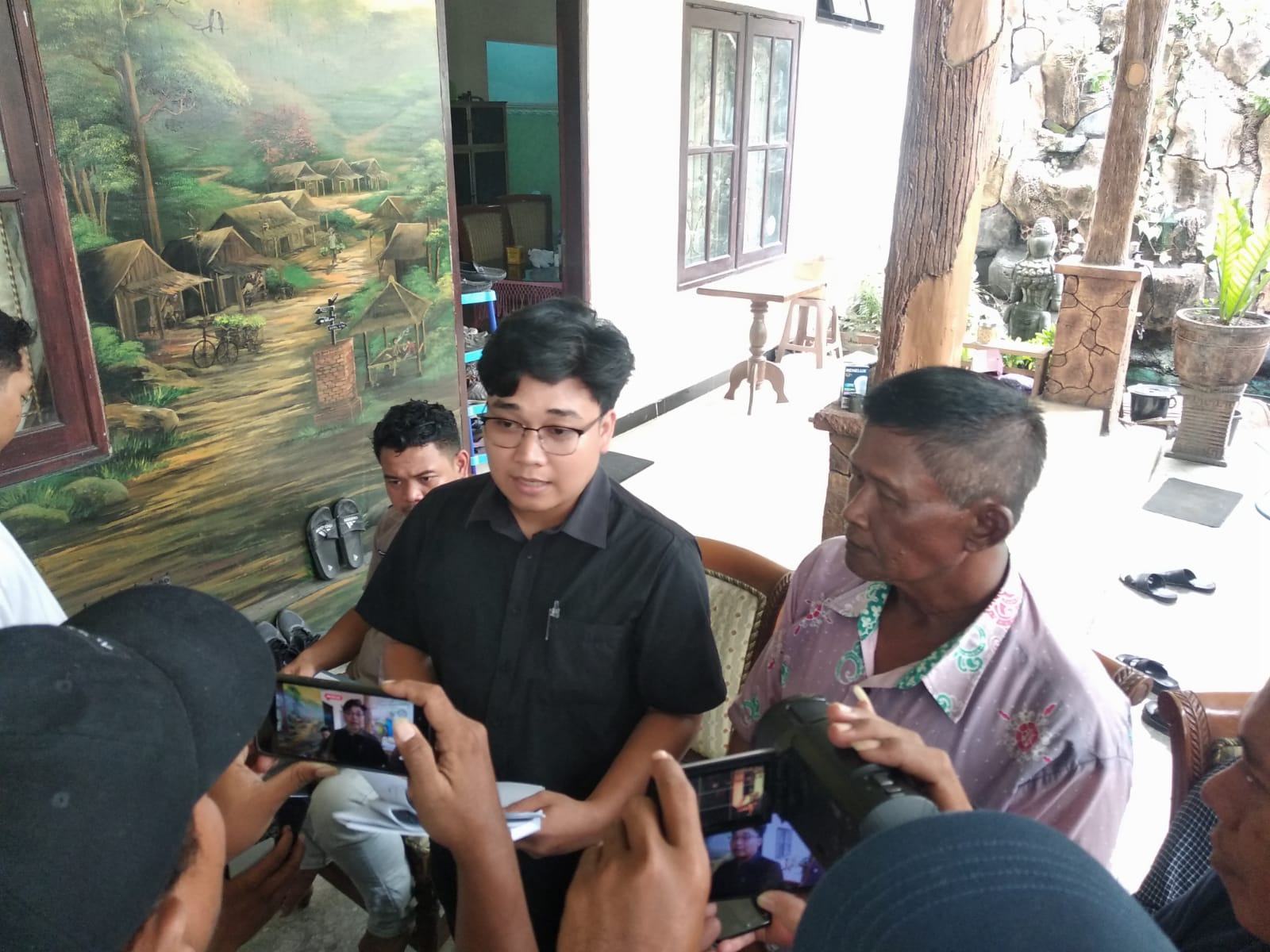 Caleg Demokrat Laporkan Dugaan Kecurangan Pemilu ke Bawaslu Kabupaten Mojokerto