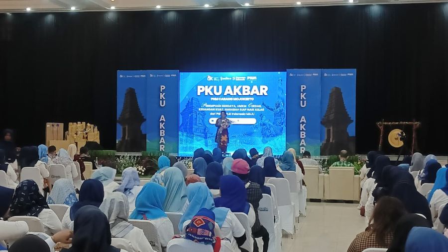 Ning Ita Dorong Perempuan Mojokerto Naik Kelas: UMKM Kuat, Ekonomi Keluarga Makin Tangguh