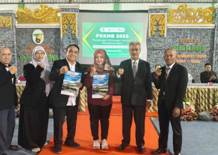 Bawaslu Kota Mojokerto MoU dengan Politama Mojokerto, Mahasiswa Mojokerto Didorong Ikut Awasi Demokrasi