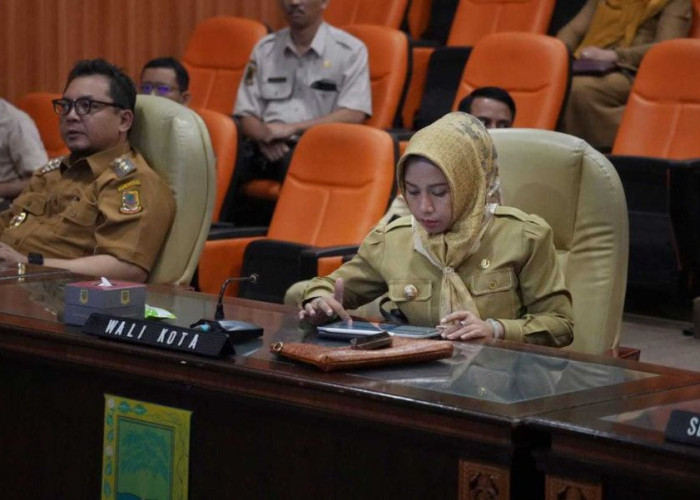 Wali Kota Mojokerto Ika Puspitasari Ikuti Rakor Inflasi Secara Daring