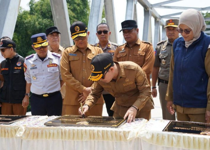 Peresmian Pembangunan 5 Jembatan Baru di Wilayah Kabupaten  Mojokerto Menutup Tahun 2025 