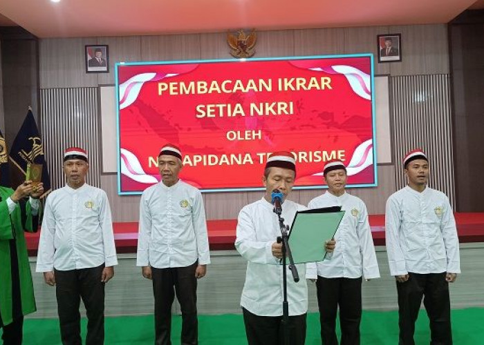 Jelang Tutup Tahun 2024, Lima Napi  Kasus Terorisme Lapas Surabaya Nyatakan Ikrar Setia Kepada NKRI