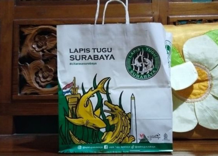 Tak Lengkap ke Surabaya Tanpa Lapis Tugu, Oleh-Oleh Lembut yang Selalu Diburu Wisatawan