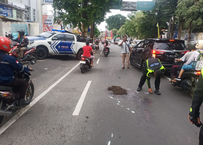 Kronologi Kecelakaan Sepeda Motor vs Truk di Mojosari Mojokerto, Satu Orang Tewas