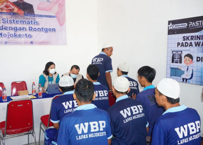 Deteksi Dini Cegah Penularan di Lingkungan Tertutup, Warga Binaan Lapas Mojokerto Dapat Skrining TBC
