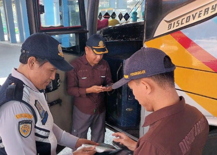 Ramp Check di Terminal Kertajaya Mojokerto, Sopir Bus Diingatkan Tak Ugal-ugalan Demi Keselamatan Penumpang
