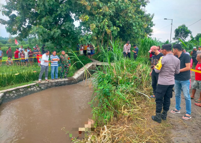 Pasutri Hanyut Terbawa Arus Sungai di Pacet, Satu Korban Ditemukan di Bangsal Mojokerto