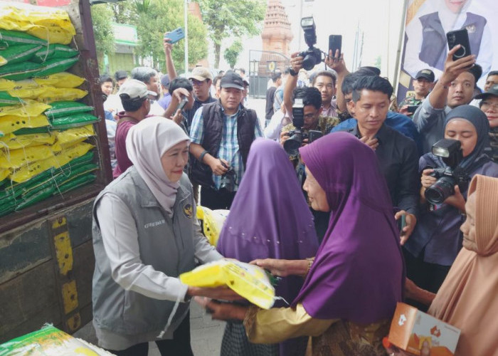 Pasar Murah Bangsal Mojokerto Diserbu Warga
