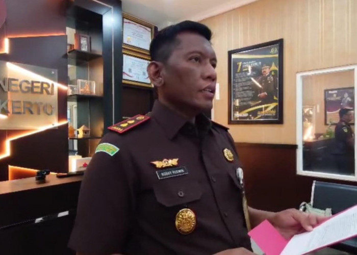 Sempat Mangkir, Sekretaris DPUPR Perakim Kota Mojokerto Akhirnya Ditahan Kejari 