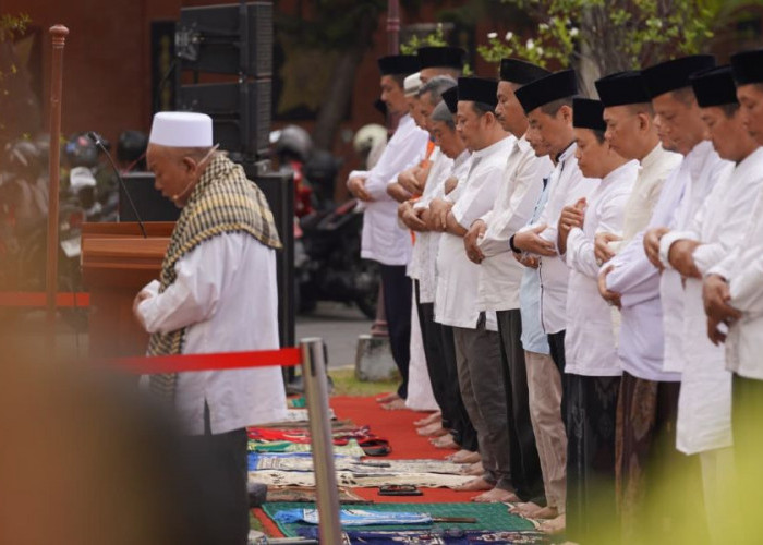 Kemarau Panjang, Pemkot Mojokerto Gelar Salat Istisqa, Cak Sandi Ajak Pejabat Introspeksi Diri