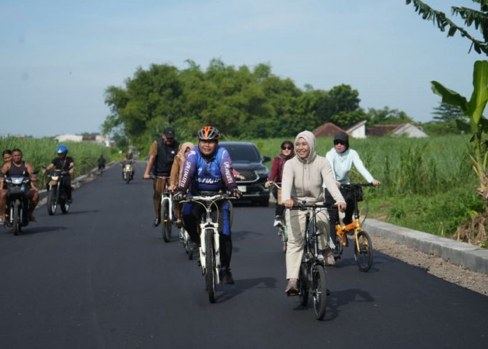 Wali Kota Cek Proyek Pembangunan Kota Mojokerto, Sembari Olah Raga Bersepeda