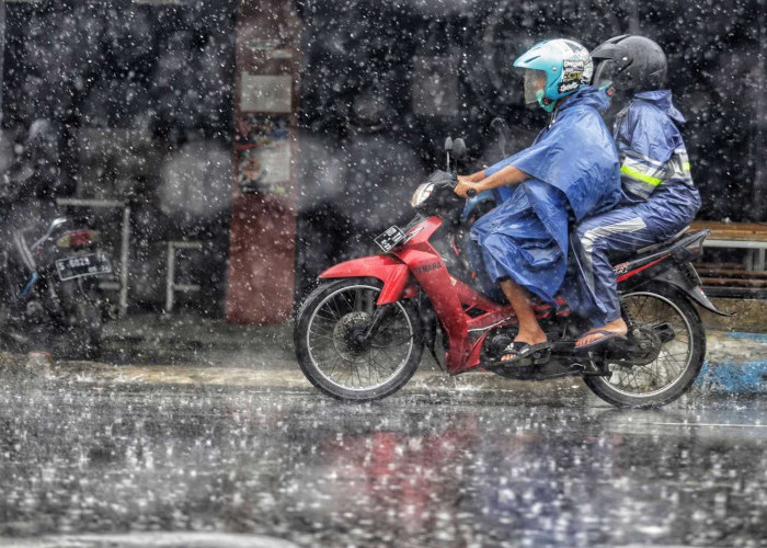 BMKG Peringatkan Cuaca Ekstrem,  Imbau Masyarakat Tingkatkan Kewaspadaan