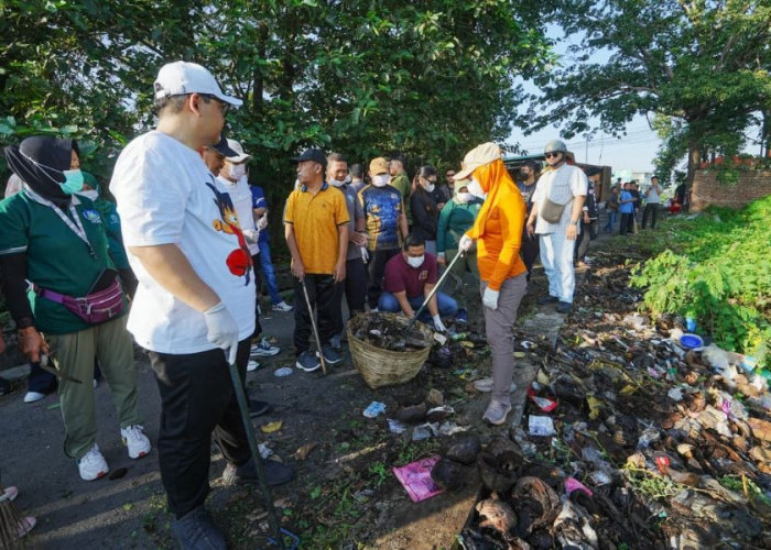 Pemkot Mojokerto Gelar Kerja Bakti Serentak, Dukung Gerakan Indonesia ASRI