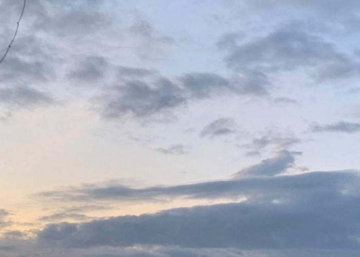 Hati-Hati Udara Berkabut. Mojokerto Diprediksi Hujan Merata, Malam Hari Hujan Disertai Petir