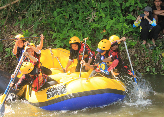 Tim Arung Jeram Putri Kabupaten Mojokerto Raih Perunggu di Porprov Jatim IX/2025