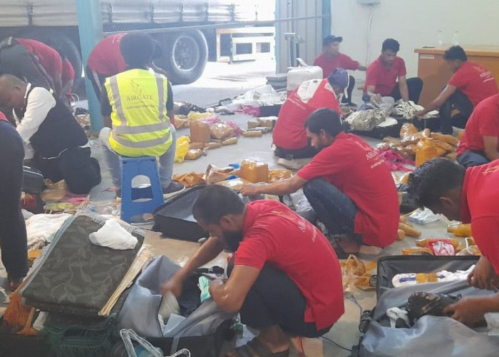 Jemaah Haji Diimbau Tak Bawa Obat dan Rokok Berlebihan, Bisa Ganggu Proses di Bandara