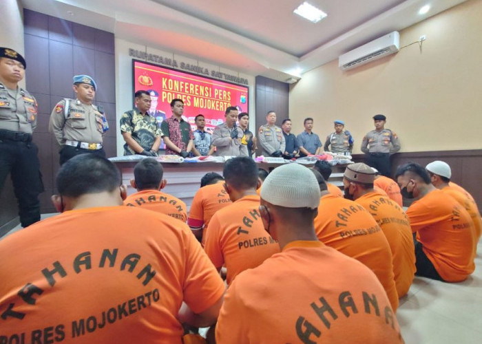 Hasil Operasi Pekat Semeru 2025, Polres Mojokerto Amankan 13 Pelaku Premanisme