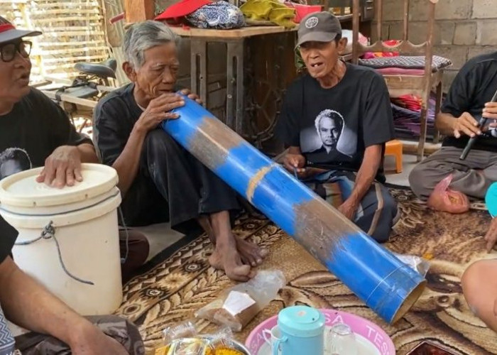 Menjaga Bunyi Terakhir: Dosen Unej Dokumentasikan Gamelan Mulut Nelayan Panarukan yang Kini Tersisa 8 Pemain