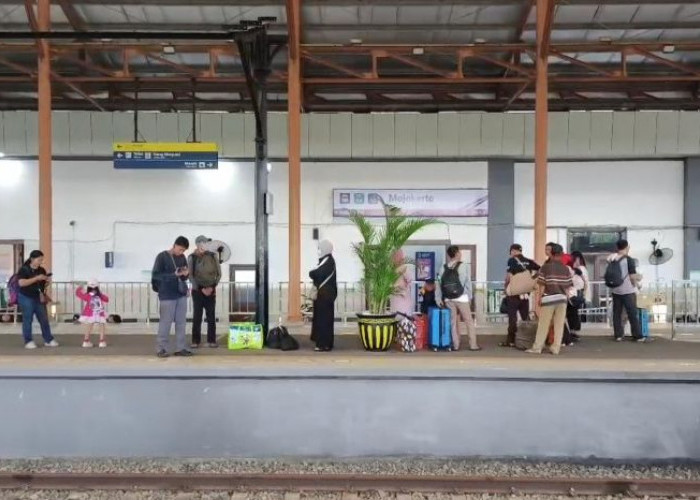 Libur Iduladha, 1.075 Penumpang Padati Stasiun Mojokerto