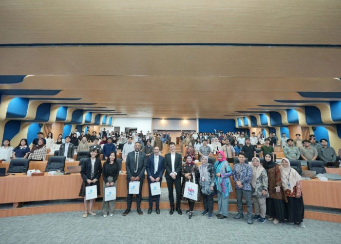 Revolusi AI Tak Terbendung, Unair  Gandeng Pakar Prancis Bahas Masa Depan Pendidikan Tinggi