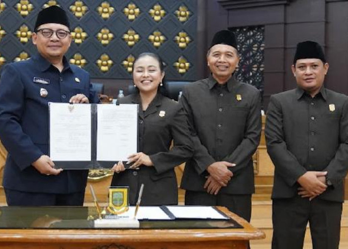 Dok ! DPRD Kota Mojokerto Setuju Raperda Pertanggungjawaban APBD 2024 Menjadi Perda