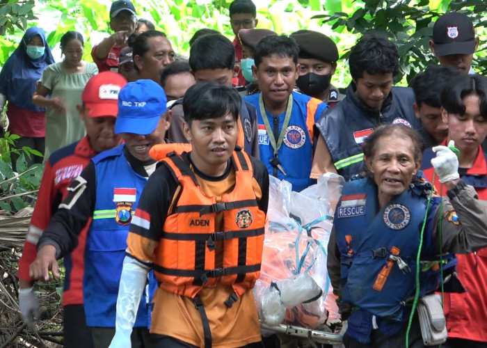 Identitas Mayat Pria Bertato yang Ditemukan di Sungai Brantas Mojokerto Terungkap, Warga Nganjuk 