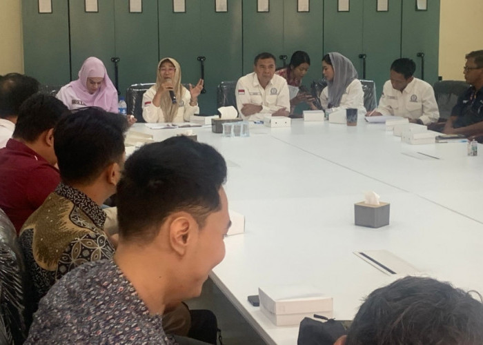 Rapat Dengar Pendapat (RDP) dengan Provider Internet, Komisi I DPRD Kota Mojokerto Diwaduli Proses Perijinan