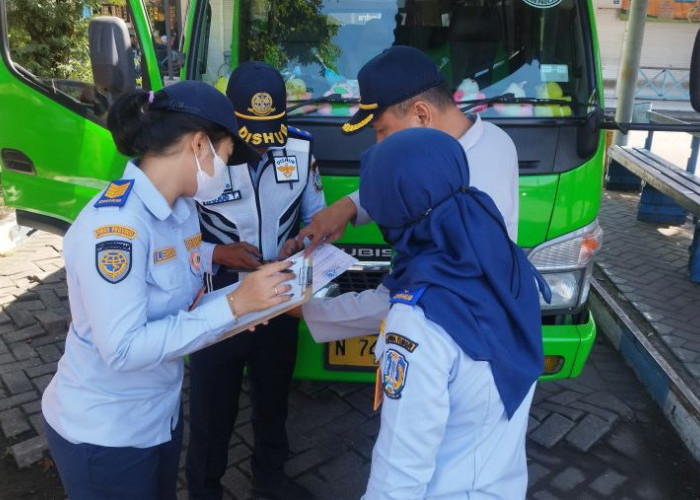 Antisipasi Aksi Bunuh Diri, Petugas Larang Sopir AKDP Mojokerto–Batu Berhentikan Penumpang di Jembatan Cangar