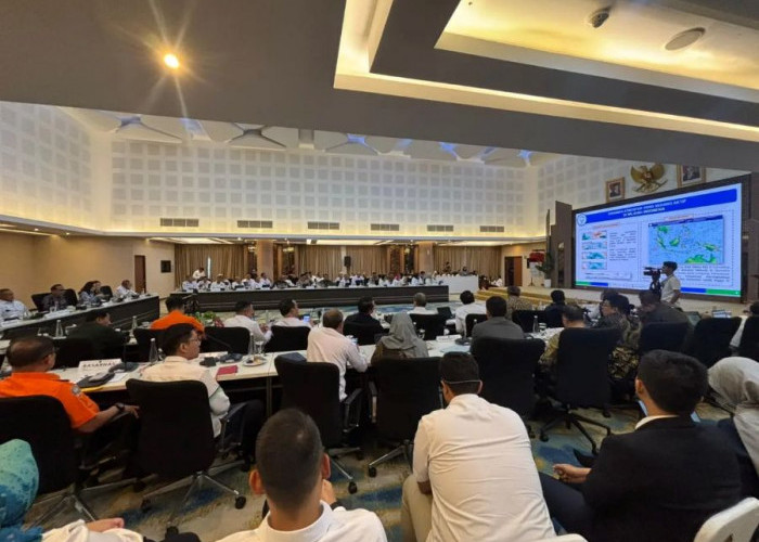 BMKG Ingatkan Potensi Curah Hujan Tinggi di Seluruh Wilayah RI Selama Libur Nataru