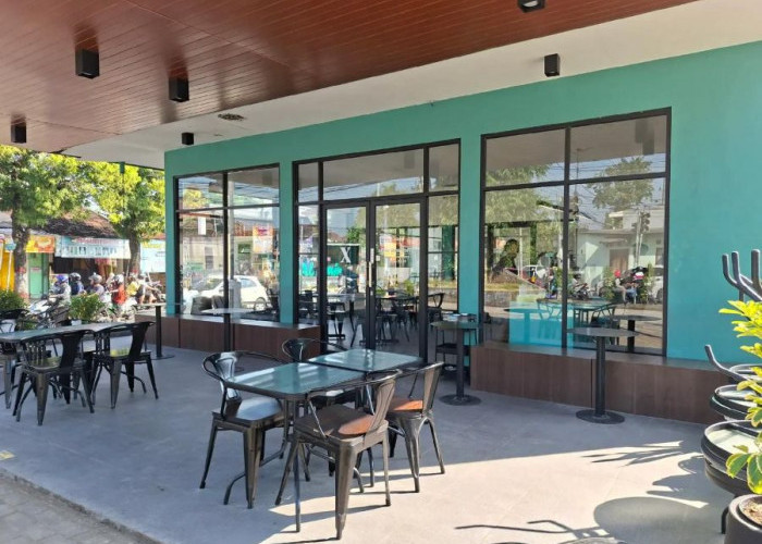 Kopi Simpang Surodinawan, Tempat Singgah yang Menghidupkan Malam Kota Mojokerto