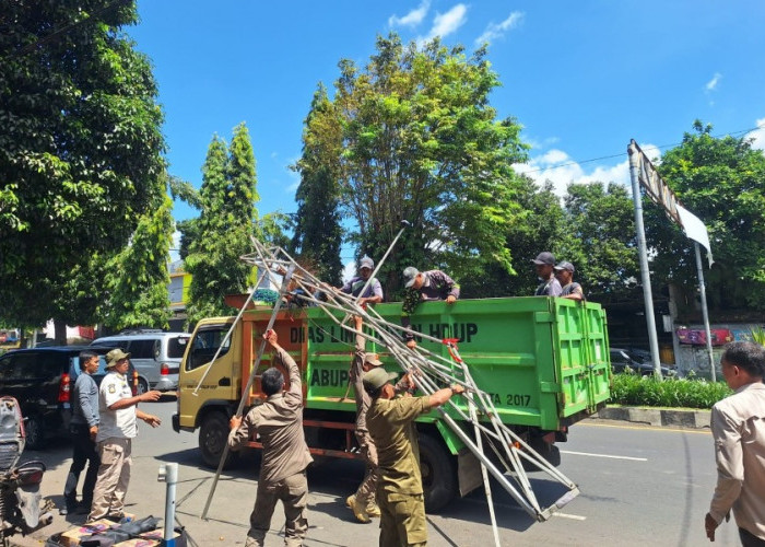 Tertibkan PKL di Kaliwates, Satpol PP Bersama OPD Gunakan Pendekatan Persuasif