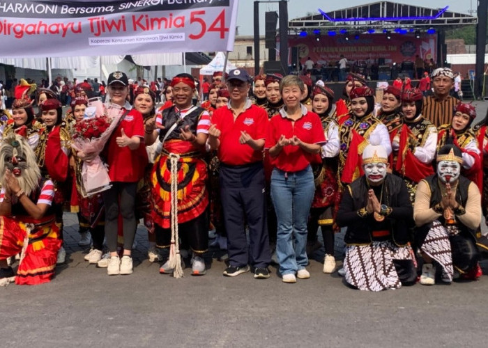 Barongsai, Tari Kecak, Remo Massal, Puncak HUT ke 54 Tjiwi Kimia, Jaga Warisan, Hidupkan Ekonomi Masyarakat