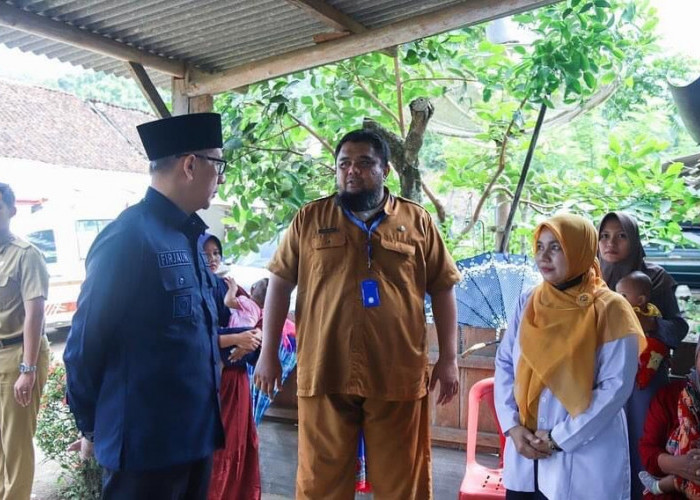 Wabup Jember KH MB Firjaun Barlaman Imbau Masyarakat Manfaatkan Posyandu