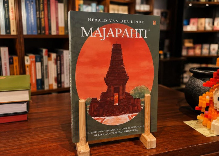 Bukan Sekadar Cerita Kerajaan, Buku Ini Mengajak Pembaca Menyusuri Sisi Gelap Majapahit
