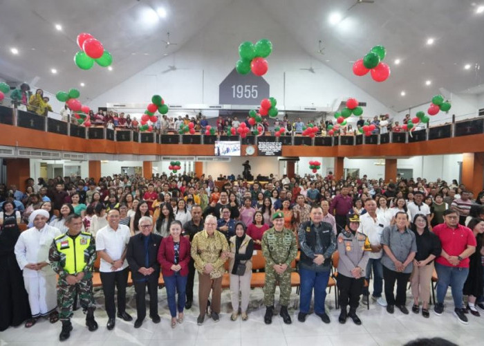 Pastikan Nataru Aman, Wali Kota Mojokerto beserta Forkopimda Plus Tinjau Posko Natal dan Gereja