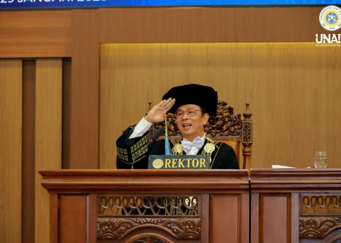 Universitas Airlangga Surabaya Kukuhkan 5 Guru Besar Bidang Kesehatan