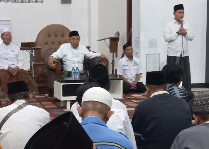 Istigotsah Bersama Relawan, Bupati Mojokerto, Gus Barra, dan Gus Habib Tak Lupa Janji Kampanye