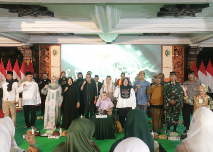 Sinta Nuriyah Hadiri Sahur Bersama Kelompok Lintas Agama di Mojokerto, Rawat Keberagaman Bangsa