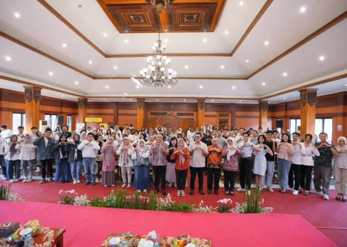 Dari Usia Belia Jadi Pengusaha, Baba Rafi Kobarkan Semangat Wirausaha Pemuda Kota Mojokerto