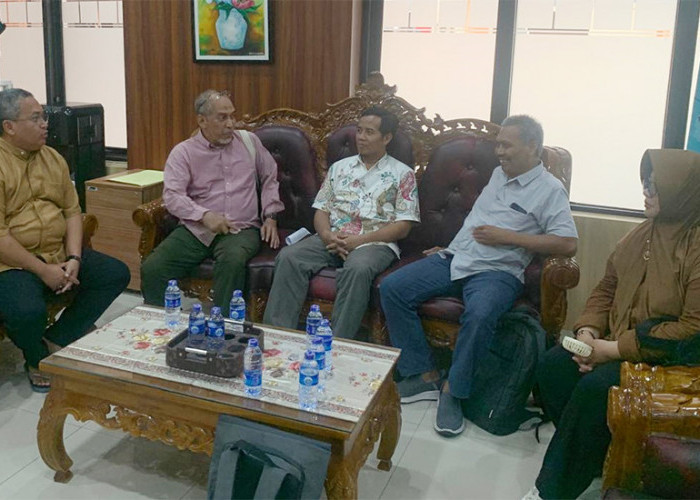 Proyek Mewlafor Masuk Tahap Pembuatan Biopori, Tim Melwafor Bertemu Kadis Dikbud Kab Mojokerto