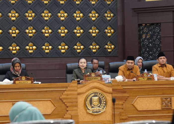 Wali Kota Mojokerto Sampaikan Penjelasan Raperda Pertanggungjawaban Pelaksanaan APBD 2024