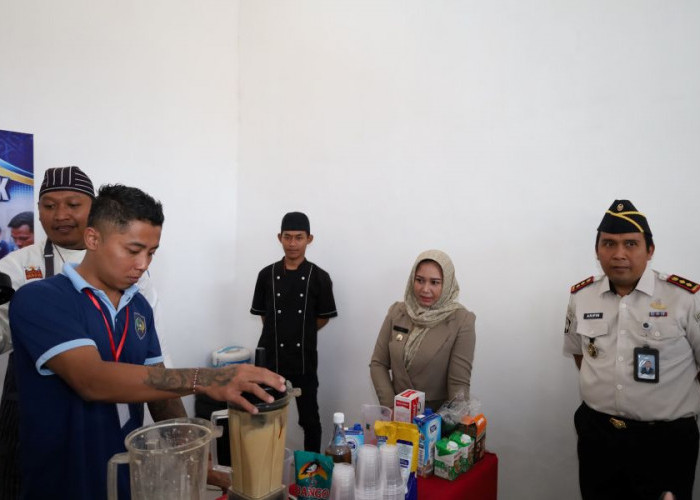 Tak Hanya Minuman, Warga Binaan Lapas Mojokerto Juga Belajar Membuat Keripik