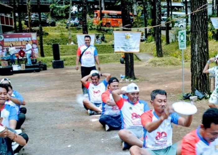 Seru dan Meriah! Lomba Bersama HIPMI – PWI Mojokerto Peringati HUT ke 80 Kemerdekaan RI