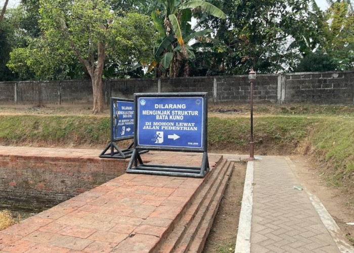 Dua Sisi Kolam Segaran Trowulan, Mojokerto:  Antara Situs Sejarah dan Aktivitas Warga