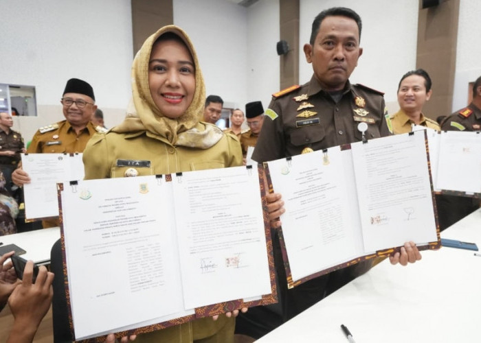 Wali Kota bersama Kejari Kota Mojokerto Tanda Tangani Kesepahaman Pidana Kerja Sosial