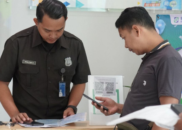 Cerita Peserta JKN di Mojokerto dari Layar Ponsel, Aris Belajar Mengenali Kesehatannya Lebih Awal